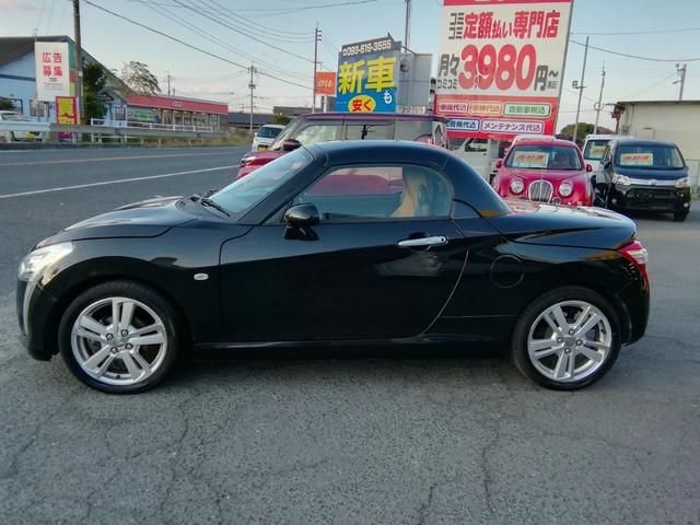 コペン ローブ　ＳＤナビ　ワンセグＴＶ　アイドリングストップ　横滑り防止　ＬＥＤヘッドライト　フォグランプ　ステアリングスイッチ　ＥＴＣ　１６インチアルミホイール　プッシュスタート　スマートキー　オートエアコン（18枚目）