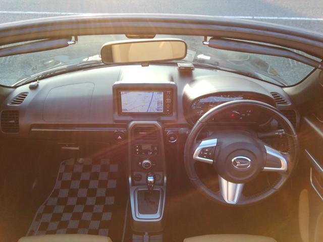 コペン ローブ　ＳＤナビ　ワンセグＴＶ　アイドリングストップ　横滑り防止　ＬＥＤヘッドライト　フォグランプ　ステアリングスイッチ　ＥＴＣ　１６インチアルミホイール　プッシュスタート　スマートキー　オートエアコン（30枚目）