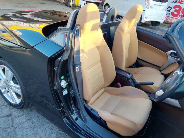 コペン ローブ　ＳＤナビ　ワンセグＴＶ　アイドリングストップ　横滑り防止　ＬＥＤヘッドライト　フォグランプ　ステアリングスイッチ　ＥＴＣ　１６インチアルミホイール　プッシュスタート　スマートキー　オートエアコン（33枚目）