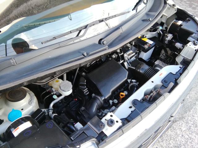 スペーシアカスタムＺ ターボ　走行４６９００ｋｍ　両側スライド左側電動　ナビＴＶ　Ｂｌｕｅｔｏｏｔｈ　ＣＤ／ＤＶＤ再生　車線逸脱警報　衝突軽減ブレーキ　横滑り防止　アイドリングストップ　オートＨＩＤライト　フォグ　１５インチＡＷ（13枚目）