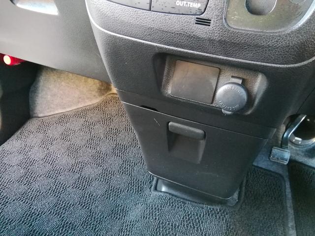 スペーシアカスタムＺ ターボ　走行４６９００ｋｍ　両側スライド左側電動　ナビＴＶ　Ｂｌｕｅｔｏｏｔｈ　ＣＤ／ＤＶＤ再生　車線逸脱警報　衝突軽減ブレーキ　横滑り防止　アイドリングストップ　オートＨＩＤライト　フォグ　１５インチＡＷ（27枚目）