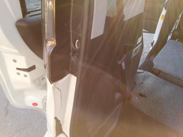 スペーシアカスタムＺ ターボ　走行４６９００ｋｍ　両側スライド左側電動　ナビＴＶ　Ｂｌｕｅｔｏｏｔｈ　ＣＤ／ＤＶＤ再生　車線逸脱警報　衝突軽減ブレーキ　横滑り防止　アイドリングストップ　オートＨＩＤライト　フォグ　１５インチＡＷ（36枚目）