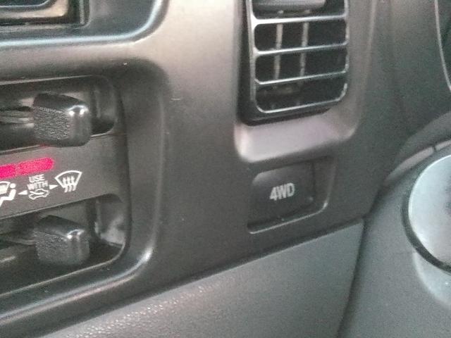 ハイゼットカーゴ スペシャル　走行３３２００ｋｍ　４ＷＤ切替　レンタカーアップ　４ナンバー商用バン　ライトレベライザー　ラジオ　エアコン　パワーステアリング　ダブルエアバック（2枚目）