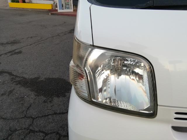 ハイゼットカーゴ スペシャル　走行３３２００ｋｍ　４ＷＤ切替　レンタカーアップ　４ナンバー商用バン　ライトレベライザー　ラジオ　エアコン　パワーステアリング　ダブルエアバック（8枚目）