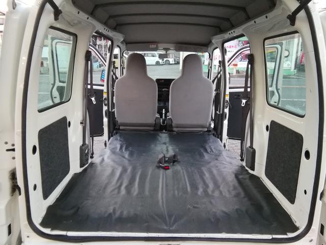 ハイゼットカーゴ スペシャル　走行３３２００ｋｍ　４ＷＤ切替　レンタカーアップ　４ナンバー商用バン　ライトレベライザー　ラジオ　エアコン　パワーステアリング　ダブルエアバック（9枚目）
