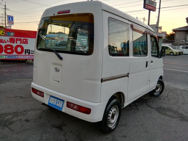 ハイゼットカーゴ スペシャル　走行３３２００ｋｍ　４ＷＤ切替　レンタカーアップ　４ナンバー商用バン　ライトレベライザー　ラジオ　エアコン　パワーステアリング　ダブルエアバック（19枚目）