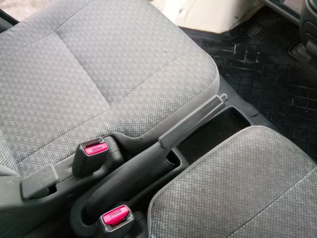 ハイゼットカーゴ スペシャル　走行３３２００ｋｍ　４ＷＤ切替　レンタカーアップ　４ナンバー商用バン　ライトレベライザー　ラジオ　エアコン　パワーステアリング　ダブルエアバック（30枚目）