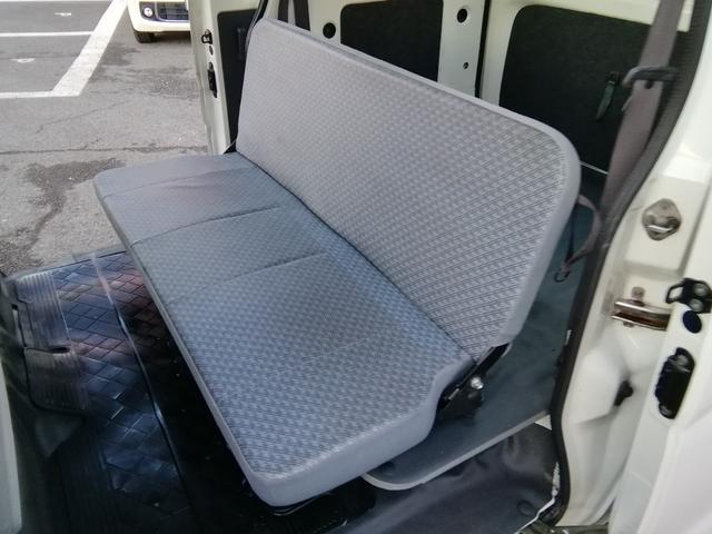 ハイゼットカーゴ スペシャル　走行３３２００ｋｍ　４ＷＤ切替　レンタカーアップ　４ナンバー商用バン　ライトレベライザー　ラジオ　エアコン　パワーステアリング　ダブルエアバック（35枚目）