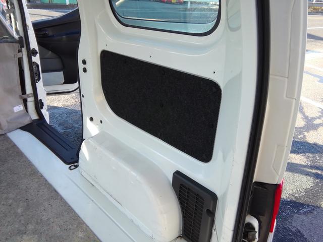 NV200バネットバン DX 走行54000km キーレス ライトレベライザー ラジオ エアコン パワーステアリング ABS ダブルエアバック(11枚目)