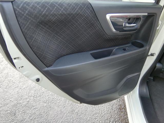 Ｎ－ＷＧＮカスタム Ｇ・Ａパッケージ　走行３６０００ｋｍ　バックカメラ　ＳＤナビ　フルセグＴＶ　Ｂｌｕｅｔｏｏｔｈ　衝突軽減ブレーキ　横滑り防止　アイドリングストップ　オートＨＩＤライト　フォグ　電動格納ミラー　ＥＴＣ　１４インチＡＷ（18枚目）