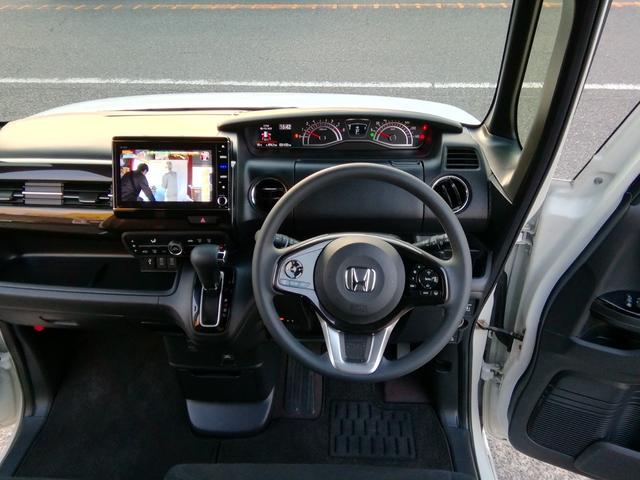 Ｎ－ＢＯＸカスタム Ｇ・Ｌホンダセンシング　両側電動スライドドア　バックカメラ　ナビＴＶ　車線逸脱警報　衝突軽減ブレーキ　横滑り防止　アイドリングストップ　クルーズコントロール　オートＬＥＤライト　電動格納ミラー　プッシュスタート　スマートキー（6枚目）