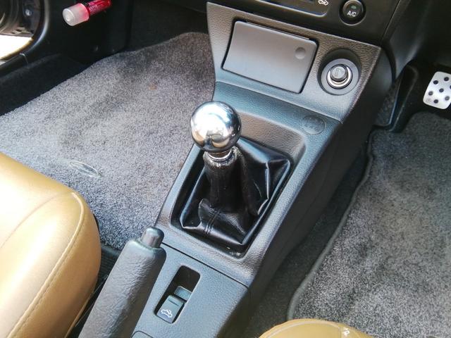 コペン タンレザーエディション 5速MT MOMOステアリング 両席ヒーター付タンレザーシート HIDライト フォグ ETC 社外15インチアルミホイール エアコン パワーステアリング パワーウィンドウ ABS ダブルエアバック(8枚目)