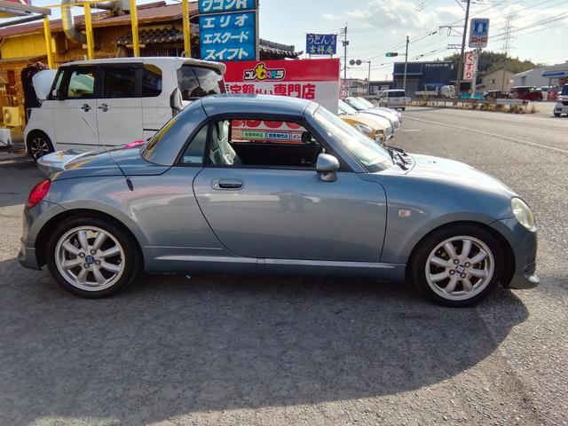 コペン アクティブトップ 5速MT 社外15インチAW キーレス HIDライト フォグランプ フロントエアロ パワーステアリング パワーウィンドウ ABS ダブルエアバック(9枚目)