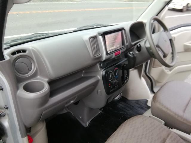 ミニキャブバン Ｍ　走行１９５５０ｋｍ！　４ナンバー商用バン　バックカメラ　ＳＤナビ　ワンセグＴＶ　ＣＤ再生　ライトレベライザー　エアコン　パワーステアリング　ダブルエアバック（24枚目）