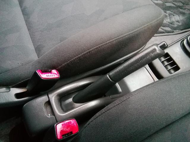 Keiワークス ベースグレード 5速MT RECAROシート 社外15インチアルミホイール フォグランプ CD再生 ラジオ 電動格納ミラー キーレス エアコン パワーステアリング パワーウィンドウ ABS ダブルエアバック(16枚目)