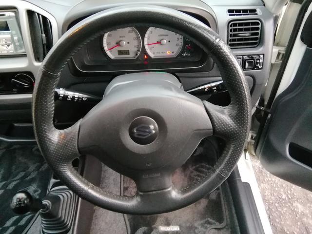 Keiワークス ベースグレード 5速MT RECAROシート 社外15インチアルミホイール フォグランプ CD再生 ラジオ 電動格納ミラー キーレス エアコン パワーステアリング パワーウィンドウ ABS ダブルエアバック(17枚目)