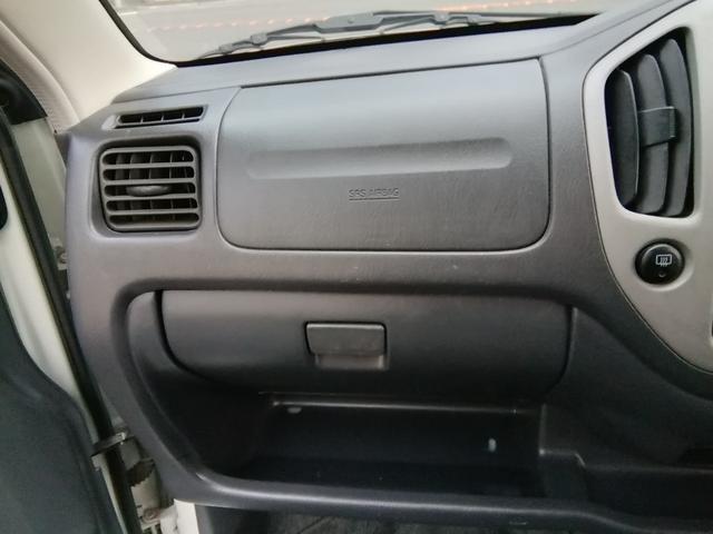 Keiワークス ベースグレード 5速MT RECAROシート 社外15インチアルミホイール フォグランプ CD再生 ラジオ 電動格納ミラー キーレス エアコン パワーステアリング パワーウィンドウ ABS ダブルエアバック(19枚目)