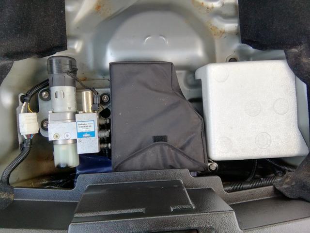 コペン アクティブトップ 5速MT 電動オープン タイミングチェーン 15インチアルミホイール HDDナビ フォグランプ ETC キーレス エアコン パワーステアリング パワーウィンドウ ABS ダブルエアバック(21枚目)