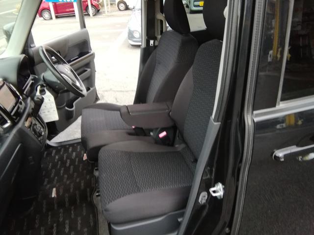 スペーシアカスタム ＴＳ　両側電動スライドドア　ナビ　ＣＤ／ＤＶＤ再生　オートＨＩＤライト　フォグランプ　アイドリングストップ　電動格納ミラー　１５インチアルミホイール　プッシュスタート　スマートキー　オートエアコン　ＰＳ（11枚目）