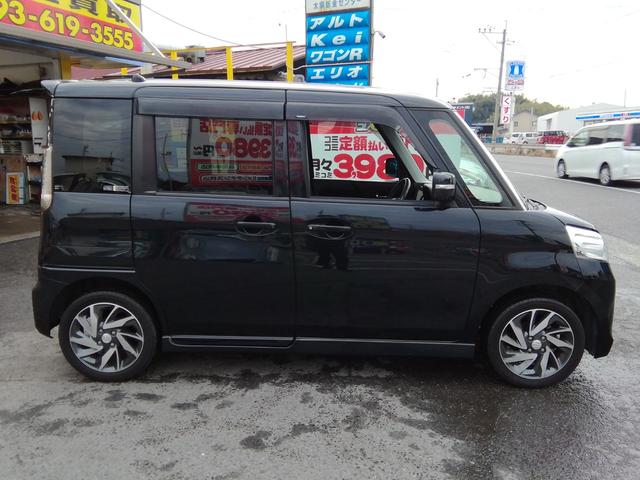 スペーシアカスタム ＴＳ　両側電動スライドドア　ナビ　ＣＤ／ＤＶＤ再生　オートＨＩＤライト　フォグランプ　アイドリングストップ　電動格納ミラー　１５インチアルミホイール　プッシュスタート　スマートキー　オートエアコン　ＰＳ（17枚目）