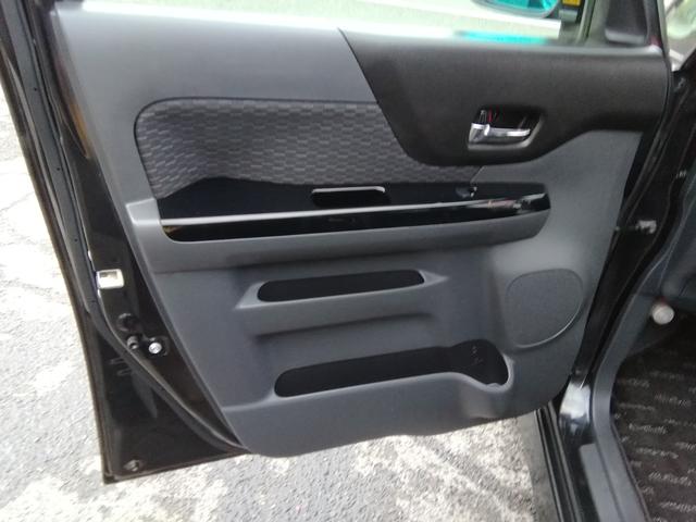 スペーシアカスタム ＴＳ　両側電動スライドドア　ナビ　ＣＤ／ＤＶＤ再生　オートＨＩＤライト　フォグランプ　アイドリングストップ　電動格納ミラー　１５インチアルミホイール　プッシュスタート　スマートキー　オートエアコン　ＰＳ（21枚目）
