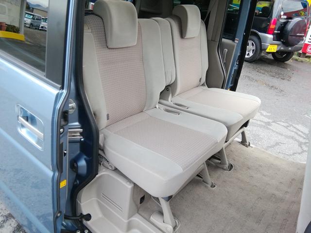 エブリイワゴン ＰＺターボスペシャル　走行６１１５０ｋｍ　両側電動スライドドア　ＳＤナビ　フルセグＴＶ　Ｂｌｕｅｔｏｏｔｈ　ＨＩＤライト　フォグランプ　電動格納ミラー　キーレス　オートエアコン　ＰＳ　ＰＷ　ＡＢＳ　ＷＡＢ（11枚目）