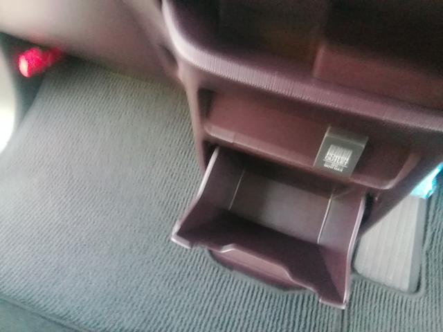 Ｎ－ＷＧＮカスタム Ｇ・ＬパッケージＳＳクールパッケージ　走行３２８５０ｋｍ　ＳＤナビ　バックカメラ　Ｂｌｕｅｔｏｏｔｈ　フルセグＴＶ　クルーズコントロール　衝突軽減ブレーキ　横滑り防止　アイドリングストップ　オートＨＩＤライト　フォグ　プッシュスタート（20枚目）