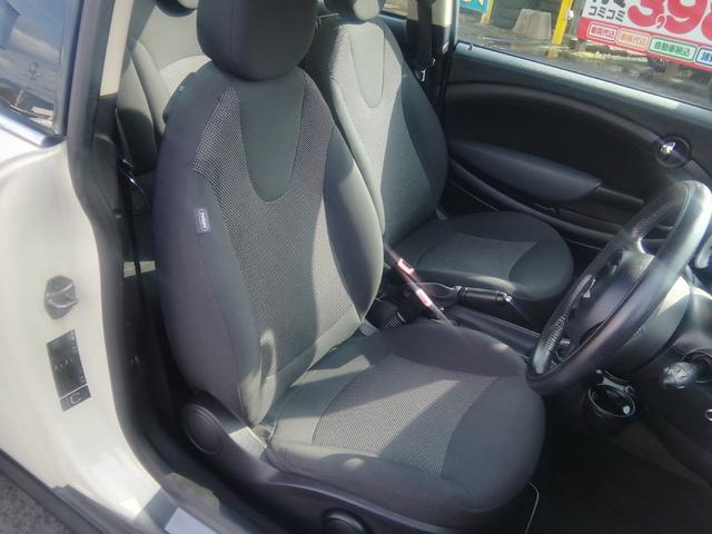 MINI クーパー 走行53331km ETC 電動格納ミラー LEDライト フォグランプ CD再生 16インチアルミホイール プッシュスタート スマートキー オートエアコン パワーステアリング パワーウィンドウ ABS(14枚目)