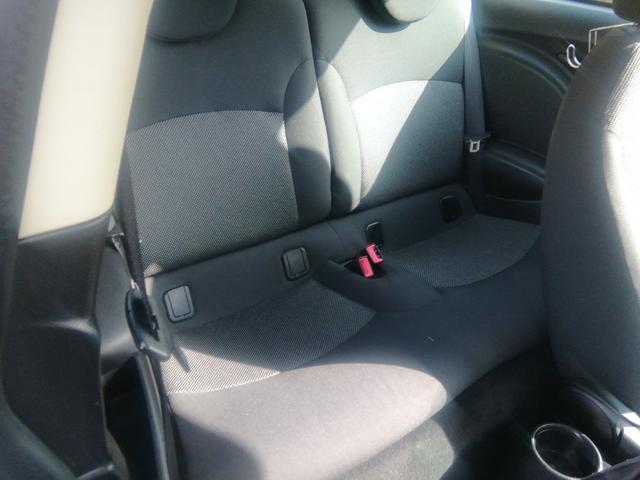 MINI クーパー 走行53331km ETC 電動格納ミラー LEDライト フォグランプ CD再生 16インチアルミホイール プッシュスタート スマートキー オートエアコン パワーステアリング パワーウィンドウ ABS(28枚目)