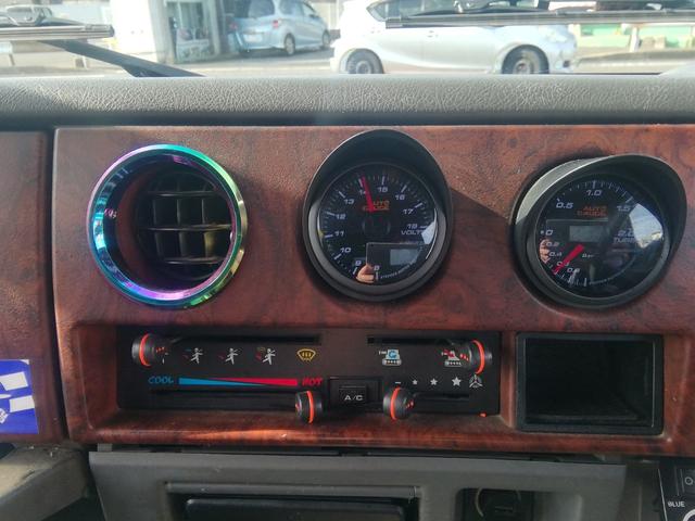 ジムニー フィッシングマスター 5速MT 4WD切替 Bluetooth接続 ラジオ シートカバー 16インチアルミホイール パワーステアリング(5枚目)