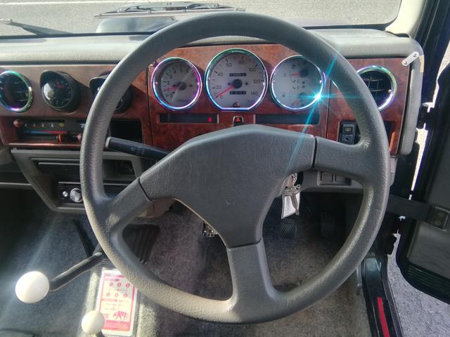 ジムニー フィッシングマスター 5速MT 4WD切替 Bluetooth接続 ラジオ シートカバー 16インチアルミホイール パワーステアリング(26枚目)