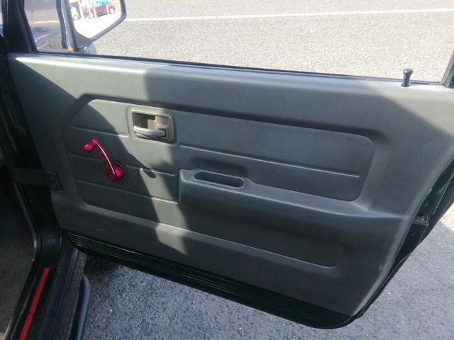 ジムニー フィッシングマスター 5速MT 4WD切替 Bluetooth接続 ラジオ シートカバー 16インチアルミホイール パワーステアリング(27枚目)