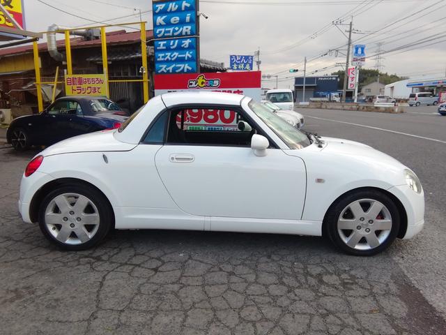 �c�Ǝ��Ԃ͂P�O�F�O�O�`�P�X�F�O�O�@�y�E���E�j�����c�Ƃ��Ă��܂��I�@�@���T���j���͒�x�������������Ă���܂����i�Q�@�Q�j��