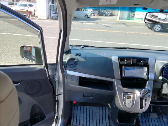 �c�Ǝ��Ԃ͂P�O�F�O�O�`�P�X�F�O�O�@�y�E���E�j�����c�Ƃ��Ă��܂��I�@�@���T���j���͒�x�������������Ă���܂����i�Q�@�Q�j��