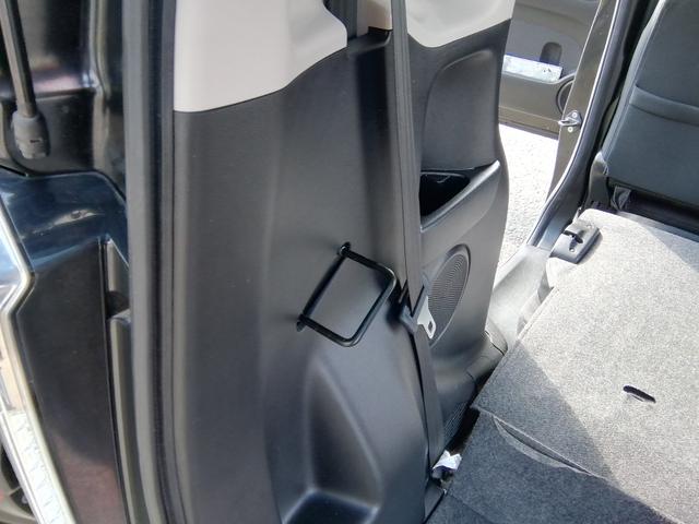 Ｎ－ＢＯＸカスタム Ｇ　ＳＳパッケージ　両側電動スライドドア　ＳＤナビ　ワンセグＴＶ　バックカメラ　ＣＤ／ＤＶＤ　Ｂｌｕｅｔｏｏｔｈ　オートＨＩＤライト　フォグランプ　衝突軽減ブレーキ　横滑り防止　アイドリングストップ　１４インチＡＷ（33枚目）