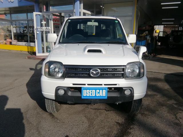 ＡＺオフロード ＸＣ　５速ＭＴ　４ＷＤ切替　ルーフレール　背面タイヤ　フォグランプ　ＣＤ再生　ライトレベライザー　電動格納ミラー　１６インチアルミホイール　エアコン　パワーステアリング　パワーウィンドウ　ＡＢＳ（10枚目）