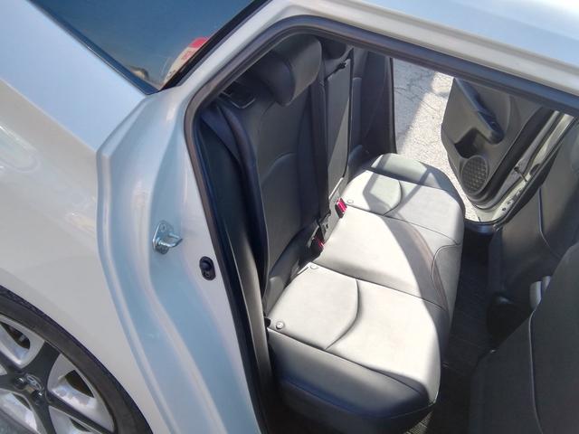プリウス Ｓツーリングセレクション　モデリスタエアロ　ＳＤナビ　バックカメラ　フルセグＴＶ　Ｂｌｕｅｔｏｏｔｈ　ＣＤ／ＤＶＤ　クルーズコントロール　アイドリングストップ　衝突軽減ブレーキ　横滑り防止　オートＬＥＤライト　１７インチＡＷ（13枚目）