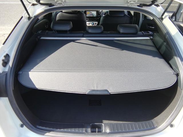 プリウス Ｓツーリングセレクション　モデリスタエアロ　ＳＤナビ　バックカメラ　フルセグＴＶ　Ｂｌｕｅｔｏｏｔｈ　ＣＤ／ＤＶＤ　クルーズコントロール　アイドリングストップ　衝突軽減ブレーキ　横滑り防止　オートＬＥＤライト　１７インチＡＷ（42枚目）