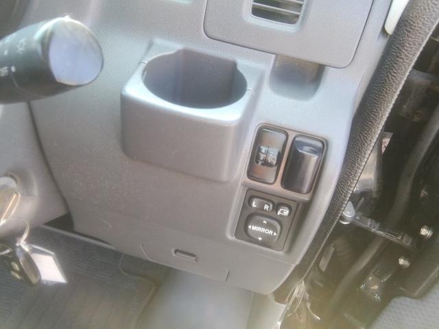 ピクシスバン クルーズ　４ナンバー商用バン　走行６２３５０ｋｍ　電動格納ミラー　キーレス　ライトレベライザー　エアコン　パワーステアリング　パワーウィンドウ　ＡＢＳ　エアバック（17枚目）