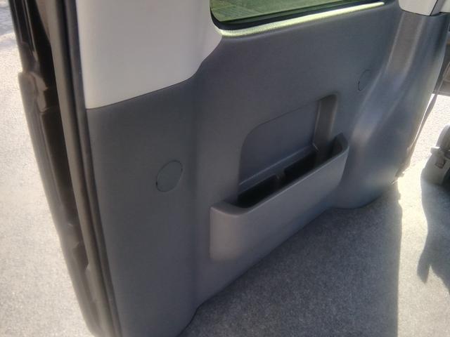 ピクシスバン クルーズ　４ナンバー商用バン　走行６２３５０ｋｍ　電動格納ミラー　キーレス　ライトレベライザー　エアコン　パワーステアリング　パワーウィンドウ　ＡＢＳ　エアバック（32枚目）