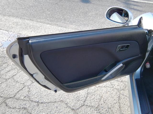 �c�Ǝ��Ԃ͂P�O�F�O�O�`�P�X�F�O�O�@�y�E���E�j�����c�Ƃ��Ă��܂��I�@�@���T���j���͒�x�������������Ă���܂����i�Q�@�Q�j��