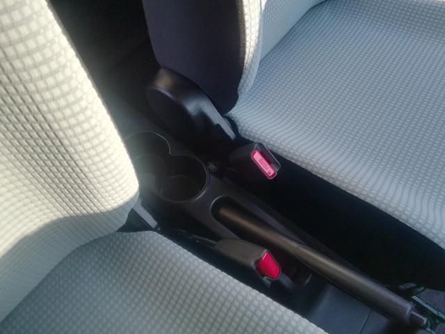 アルト Ｌ　走行３９６８０ＫＭ　運転席シートヒーター　ＣＤ再生　アイドリングストップ　横滑り防止　ライトレベライザー　キーレス　エアコン　パワーステアリング　パワーウィンドウ　ＡＢＳ　ダブルエアバック（9枚目）