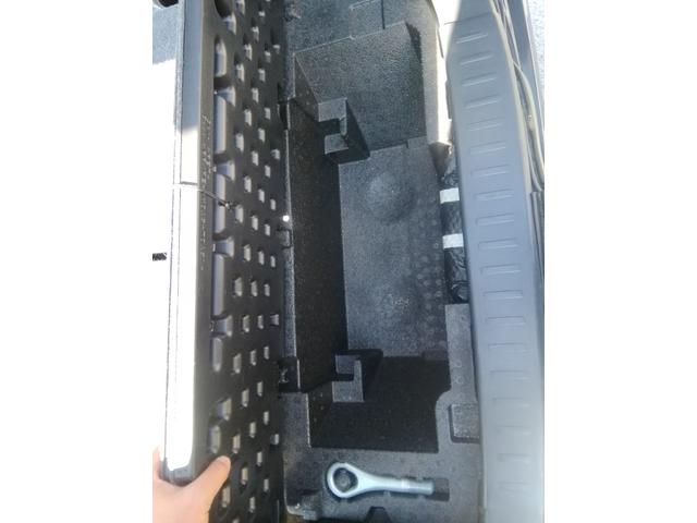 ムーヴ カスタム　ＲＳ　走行６６７４０ＫＭ　ターボ　ＳＤナビ　ワンセグＴＶ　ＣＤ／ＤＶＤ再生　ＭＯＭＯステアリング　オートＬＥＤライト　フォグランプ　電動格納ミラー　１５インチアルミホイール　プッシュスタート　スマートキー（5枚目）