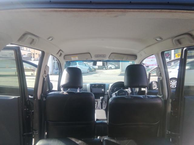 ムーヴ カスタム　ＲＳ　走行６６７４０ＫＭ　ターボ　ＳＤナビ　ワンセグＴＶ　ＣＤ／ＤＶＤ再生　ＭＯＭＯステアリング　オートＬＥＤライト　フォグランプ　電動格納ミラー　１５インチアルミホイール　プッシュスタート　スマートキー（6枚目）