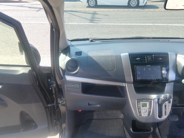 ムーヴ カスタム　ＲＳ　走行６６７４０ＫＭ　ターボ　ＳＤナビ　ワンセグＴＶ　ＣＤ／ＤＶＤ再生　ＭＯＭＯステアリング　オートＬＥＤライト　フォグランプ　電動格納ミラー　１５インチアルミホイール　プッシュスタート　スマートキー（9枚目）