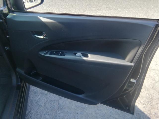 ムーヴ カスタム　ＲＳ　走行６６７４０ＫＭ　ターボ　ＳＤナビ　ワンセグＴＶ　ＣＤ／ＤＶＤ再生　ＭＯＭＯステアリング　オートＬＥＤライト　フォグランプ　電動格納ミラー　１５インチアルミホイール　プッシュスタート　スマートキー（32枚目）