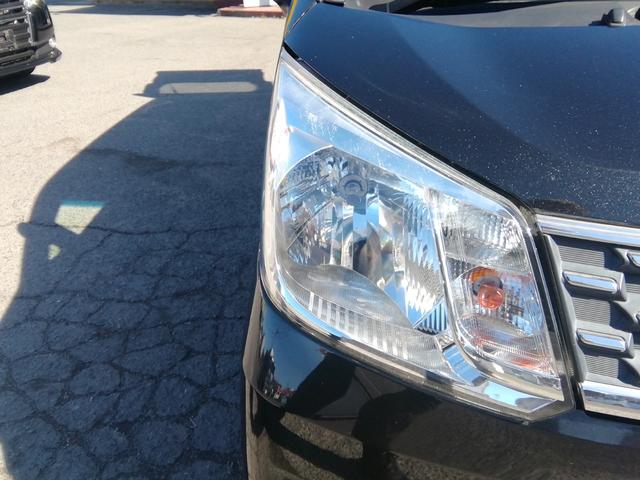 ムーヴ Ｘ　ＳＡＩＩ　走行３１８９０ＫＭ　車線逸脱警報　衝突軽減ブレーキ　横滑り防止　アイドリングストップ　オートライト　電動格納ミラー　ＣＤ社外１４インチアルミホイール　プッシュスタート　スマートキー　オートエアコン（7枚目）