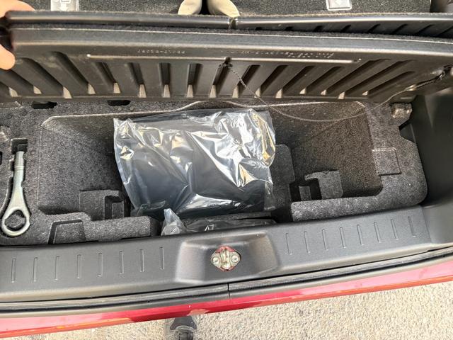 ムーヴキャンバス Ｇメイクアップ　ＳＡＩＩ　両側電動スライドドア　バックカメラ　ＳＤナビ　フルセグＴＶ　Ｂｌｕｅｔｏｏｔｈ　衝突軽減ブレーキ　横滑り防止　アイドリングストップ　オートＬＥＤライト　フォグランプ　電動格納ミラー　プッシュスタート（21枚目）