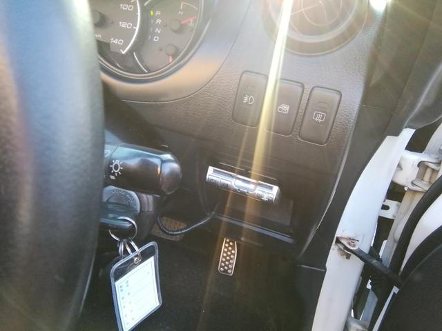 コペン タンレザーエディション　電動オープン　ＭＯＭＯステアリング　両席ヒーター付革シート　ＣＤ再生　フォグランプ　ＥＴＣ　キーレス　１４インチアルミホイール　パワーステアリング　パワーウィンドウ　ＡＢＳ　ダブルエアバック（41枚目）