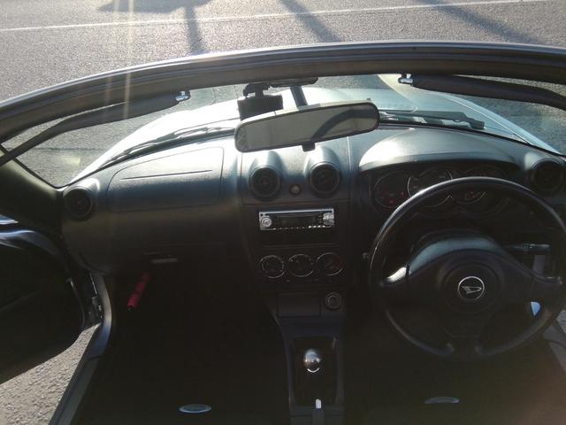 コペン アクティブトップ　５速ＭＴ　電動オープン　ＣＤ再生　フォグランプ　ドライブレコーダー　１５インチアルミホイール　キーレス　エアコン　パワーステアリング　パワーウィンドウ　ＡＢＳ　ダブルエアバック（28枚目）